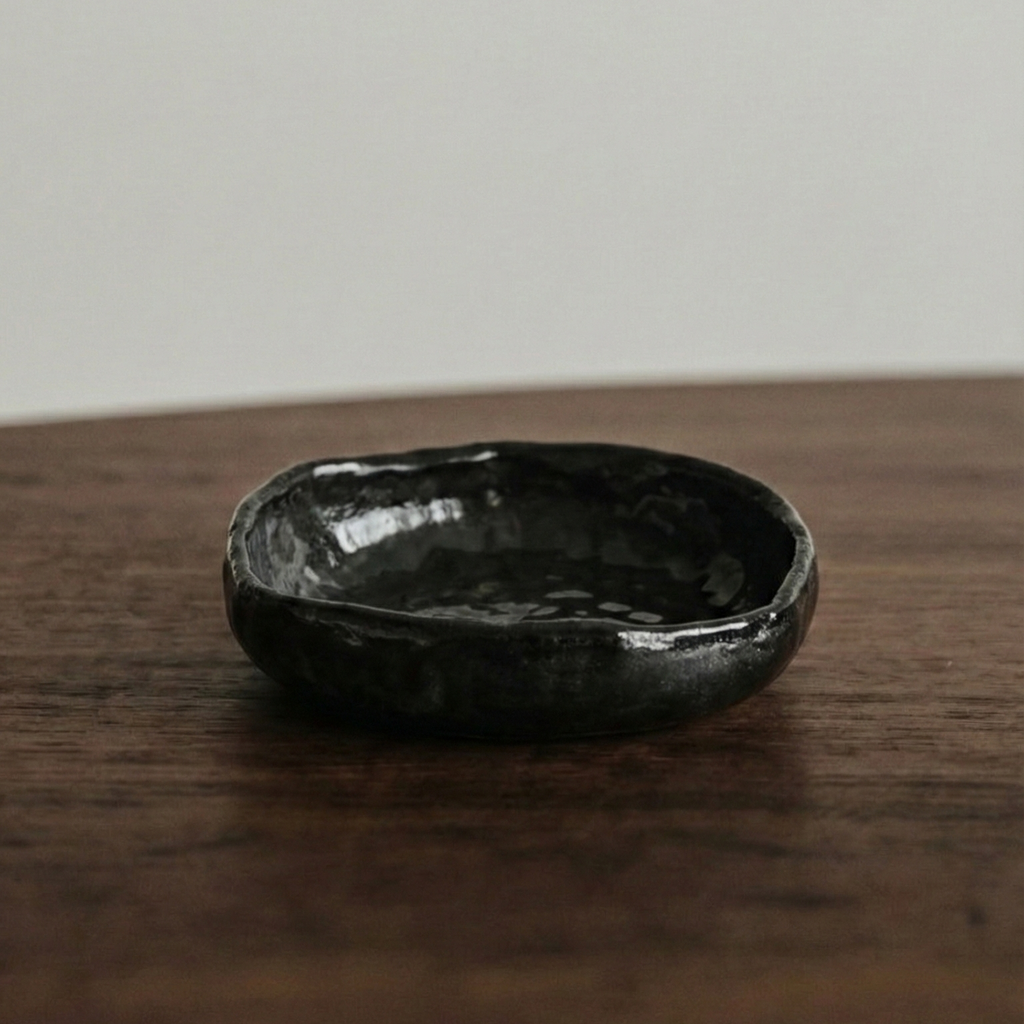 Wabi Hand-Formed Ceramic Dish